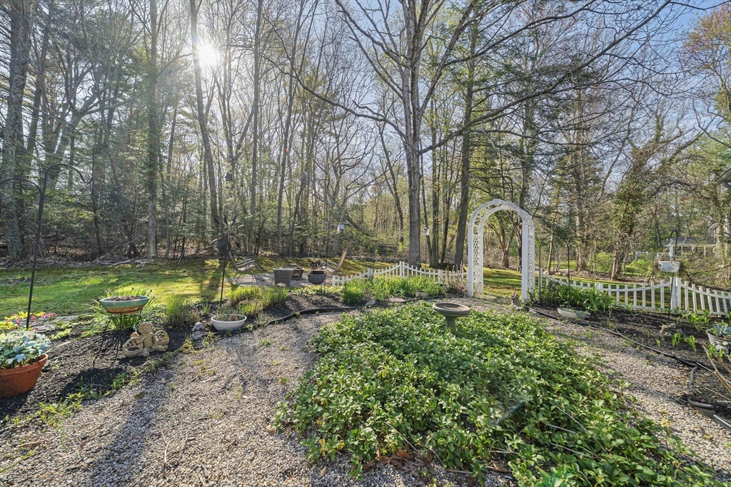 110 Country Rd