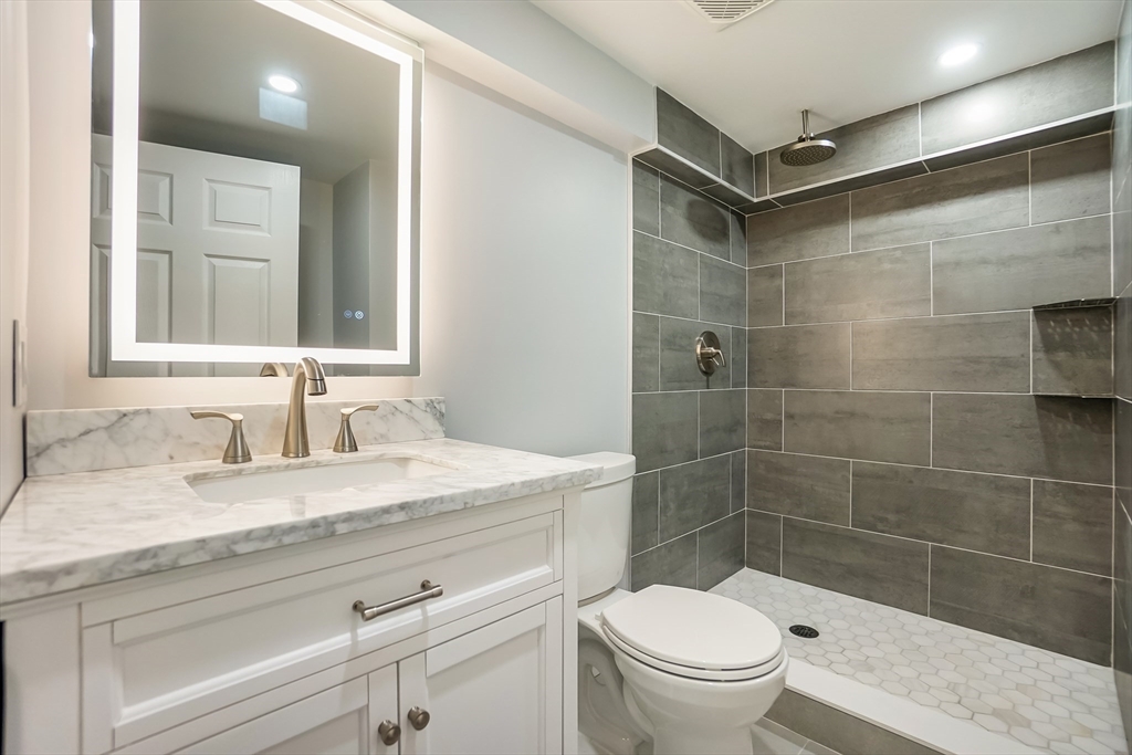 63 Fort Meadow Dr