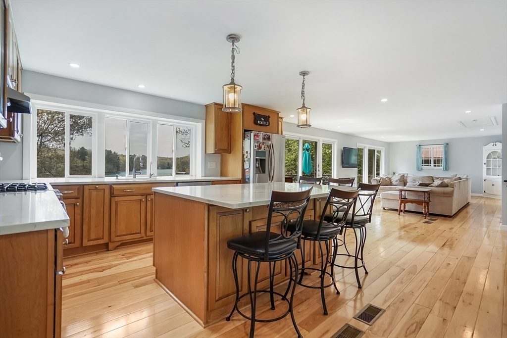 63 Fort Meadow Dr