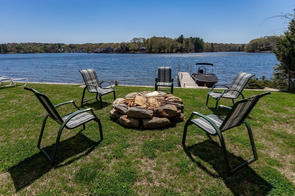 63 Fort Meadow Dr