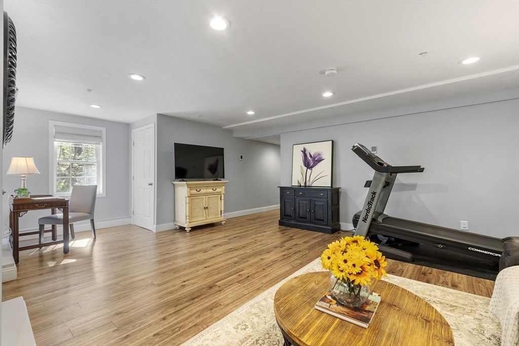 105 Dudley Rd # 105