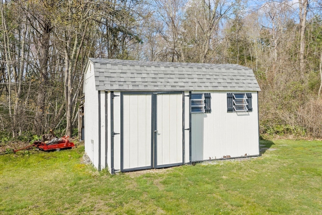 13 Groton Shirley Rd