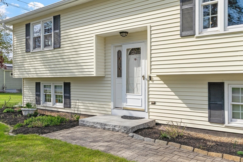 13 Groton Shirley Rd