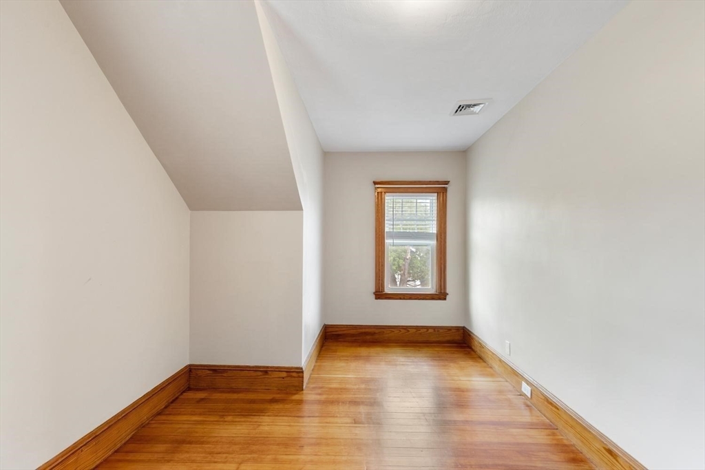 19 Brooklawn Terrace