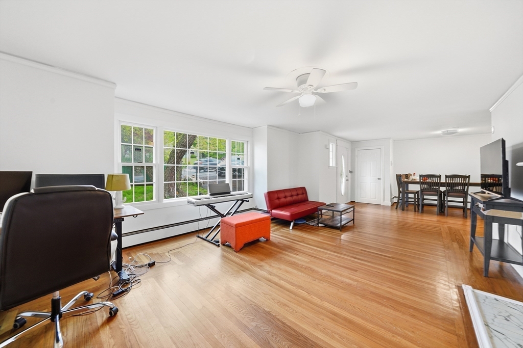 253 Lexington St