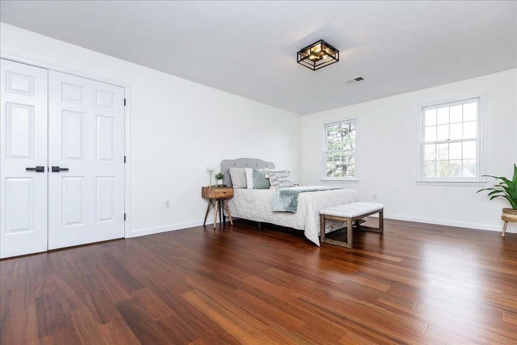 16 Shipley Cir