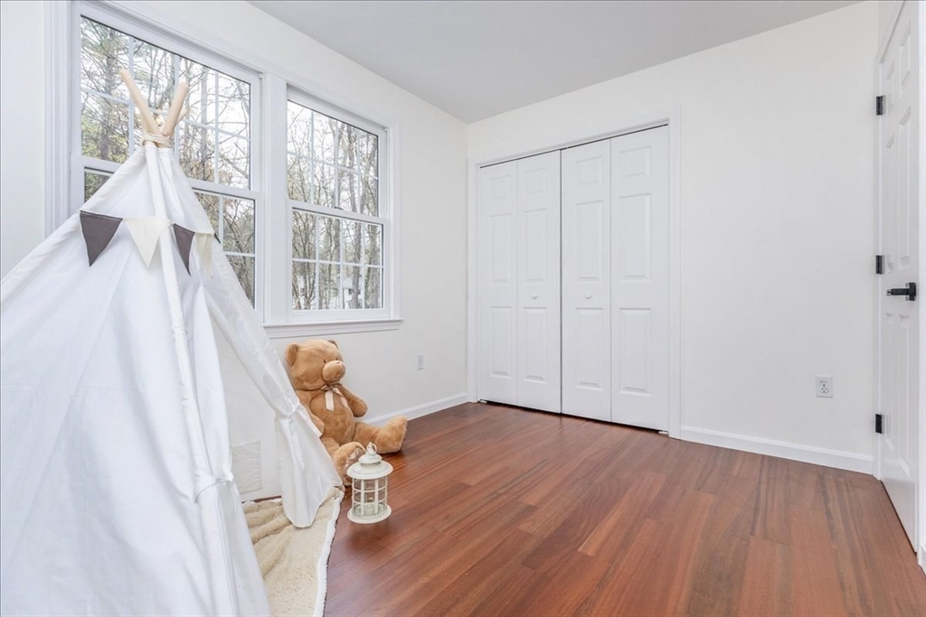 16 Shipley Cir