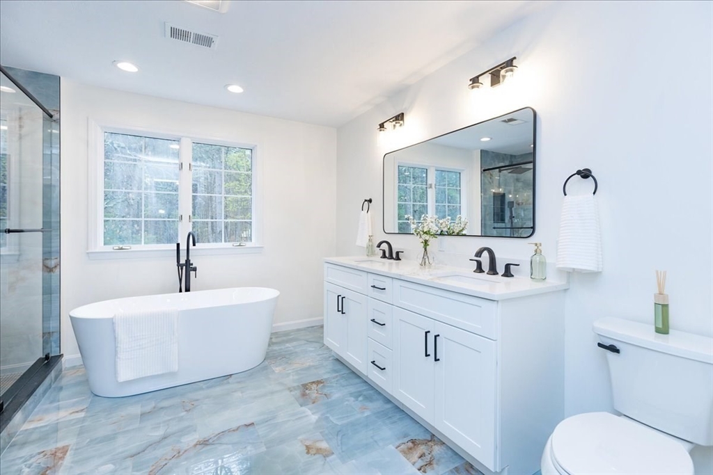 16 Shipley Cir