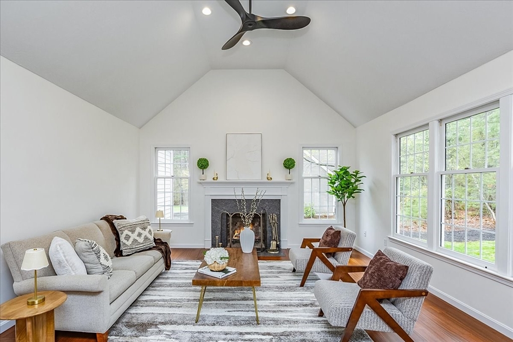 16 Shipley Cir