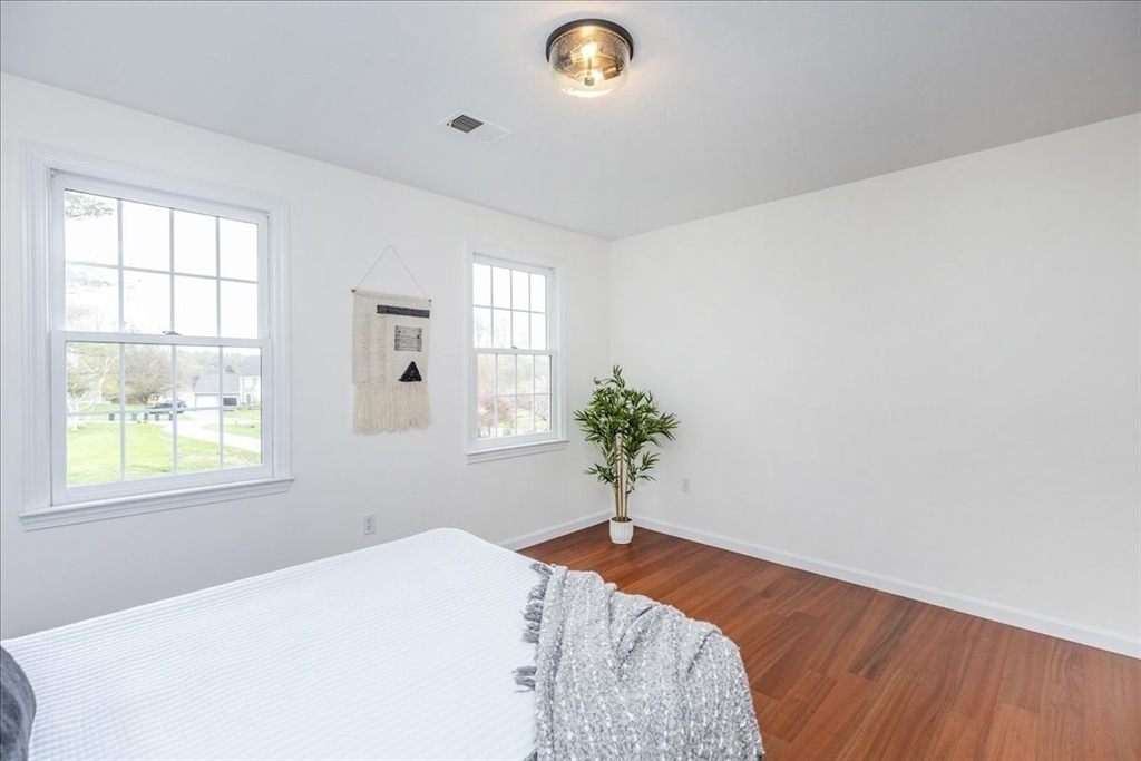 16 Shipley Cir