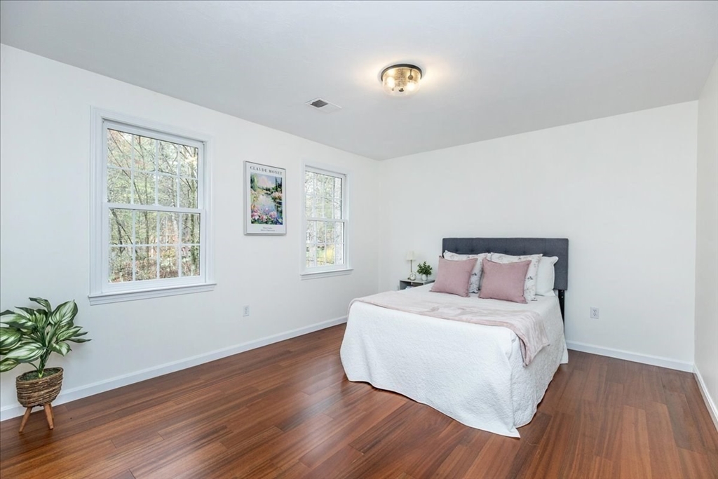 16 Shipley Cir