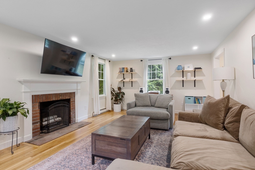 166 Red Acre Rd