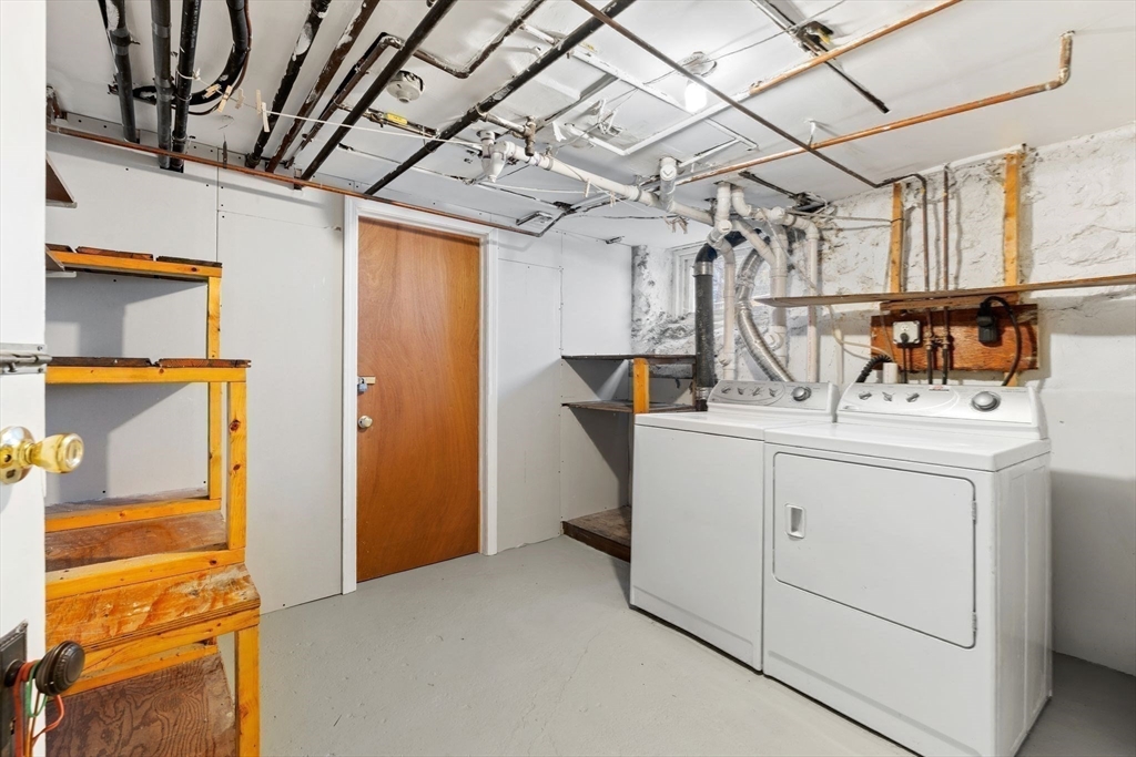 337 Newton Street # 4 Unit: #4