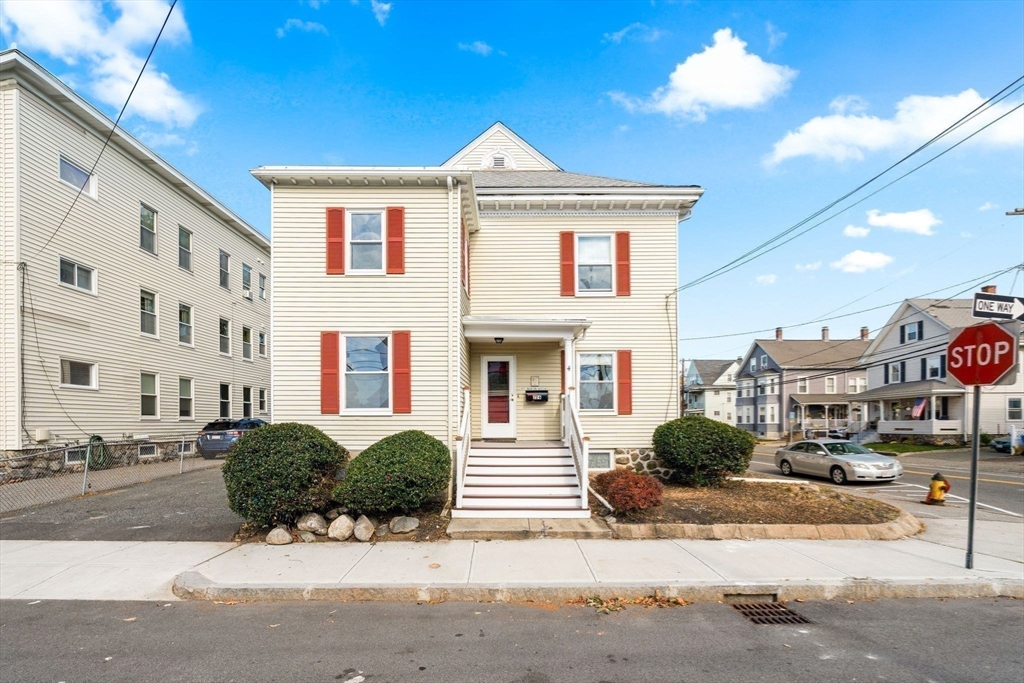 337 Newton Street # 4 Unit: #4