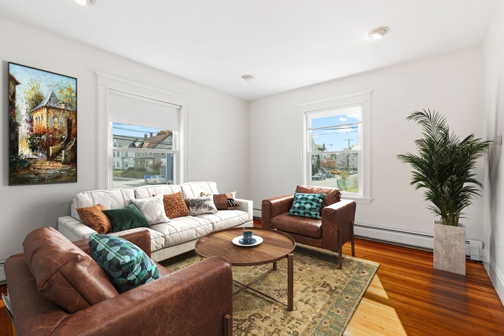 337 Newton Street # 4 Unit: #4