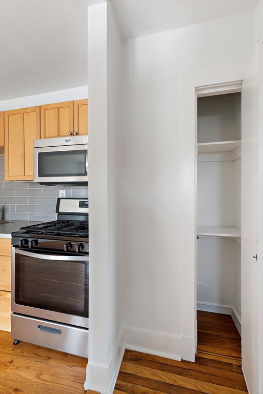 699 Hyde Park Ave # 6