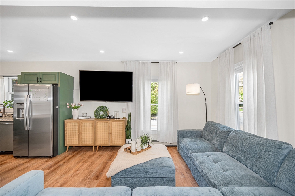 1 Ravine Terrace # 1