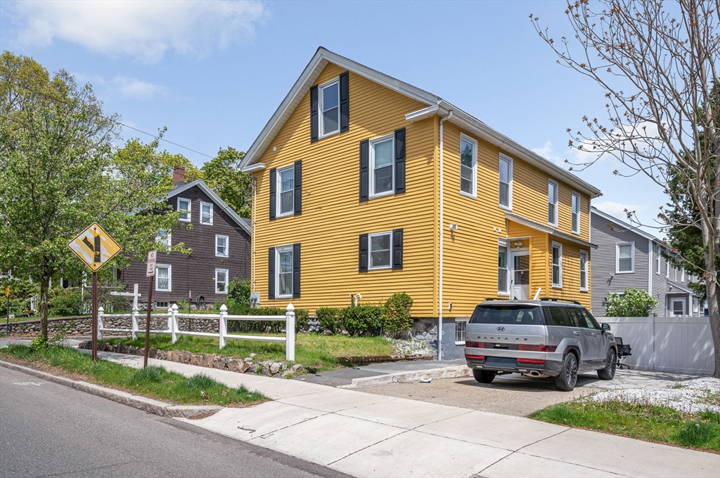 1 Ravine Terrace # 1