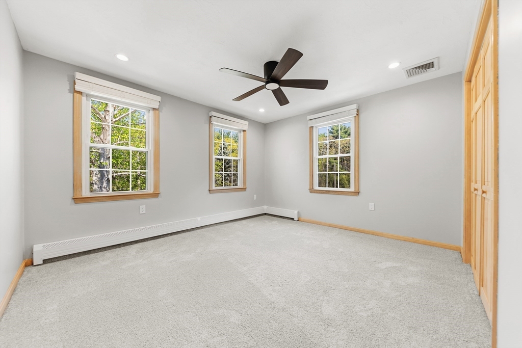 6 Edmunds Way