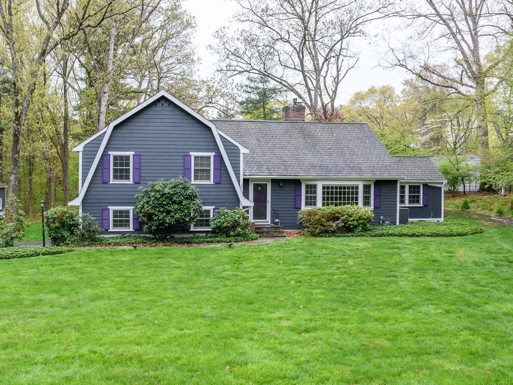 5 Wayland Hills Rd