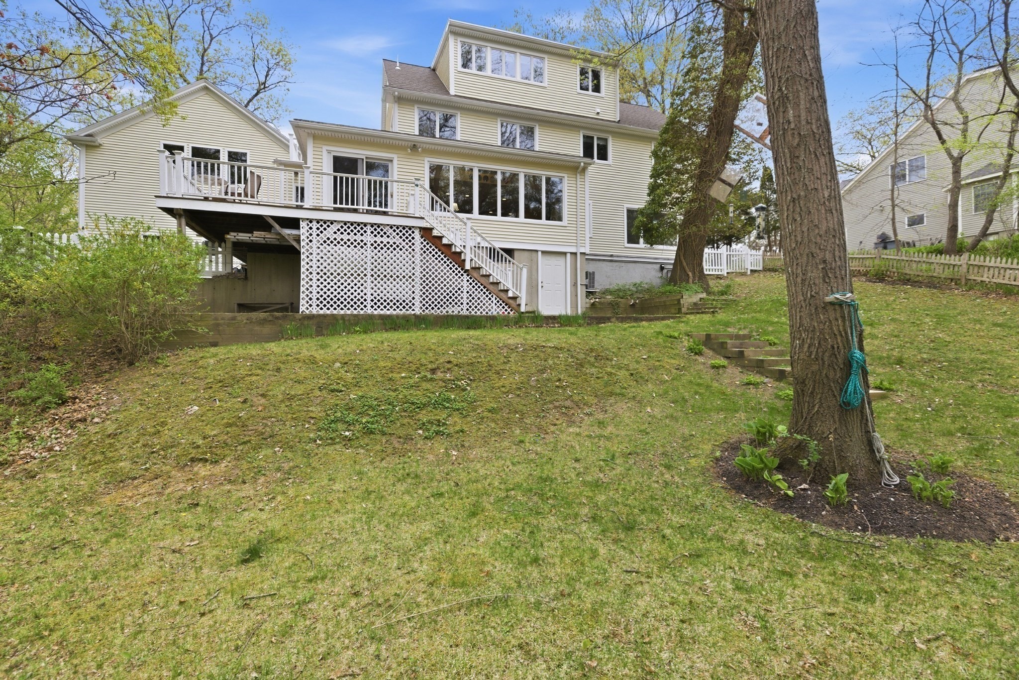 9 Woodcliffe Road