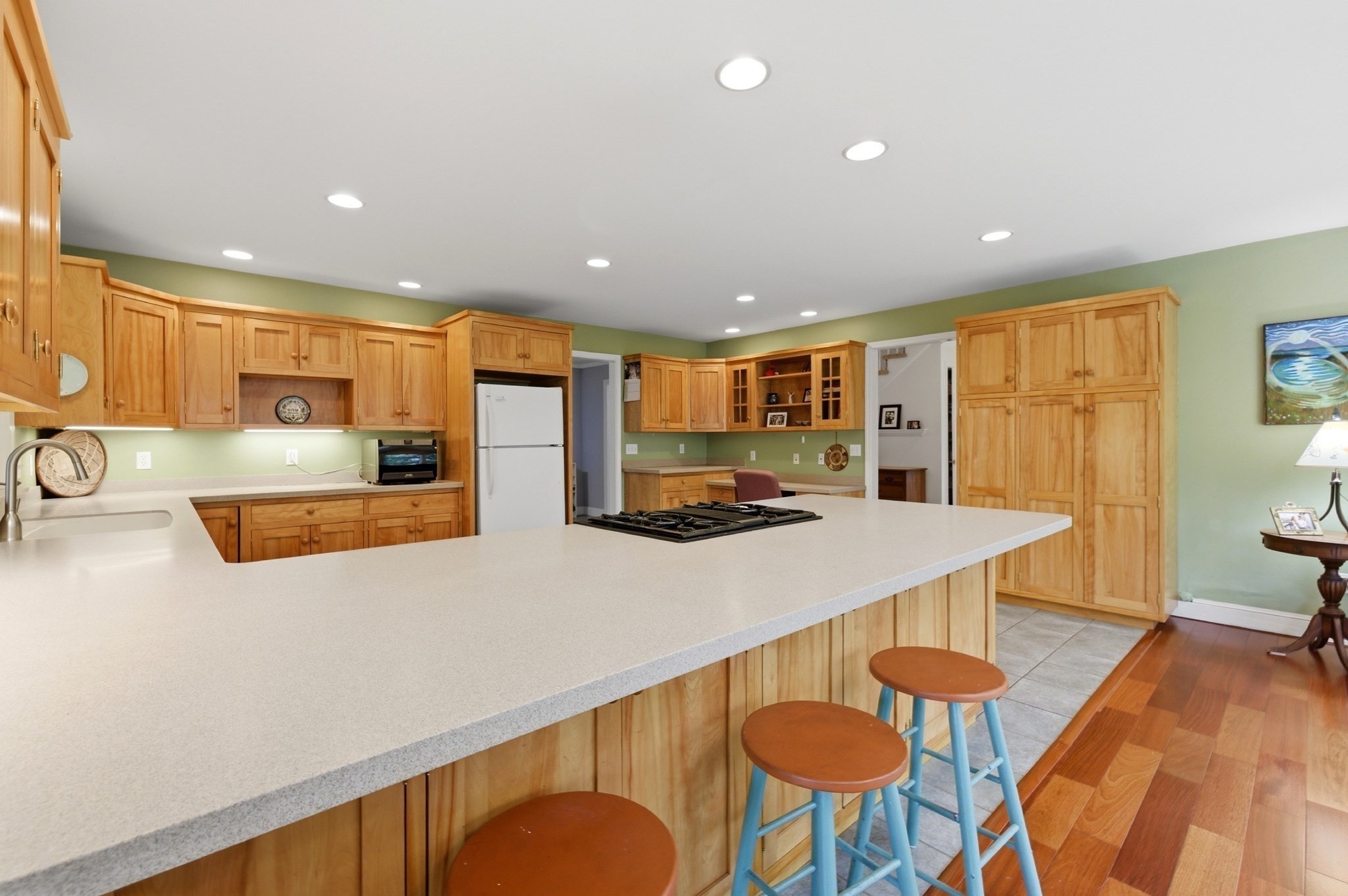 9 Woodcliffe Road