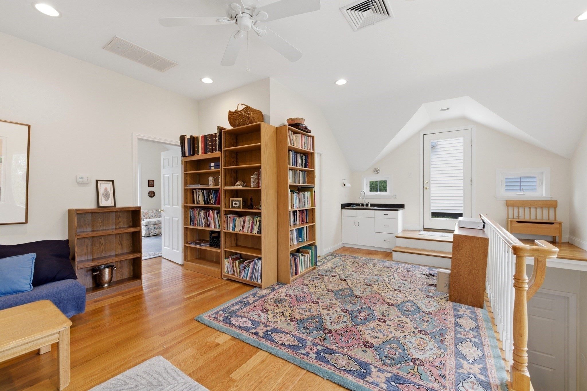9 Woodcliffe Road