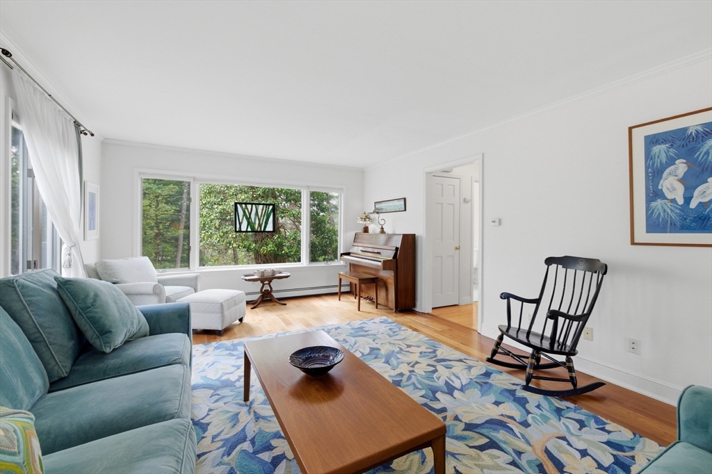 9 Woodcliffe Road