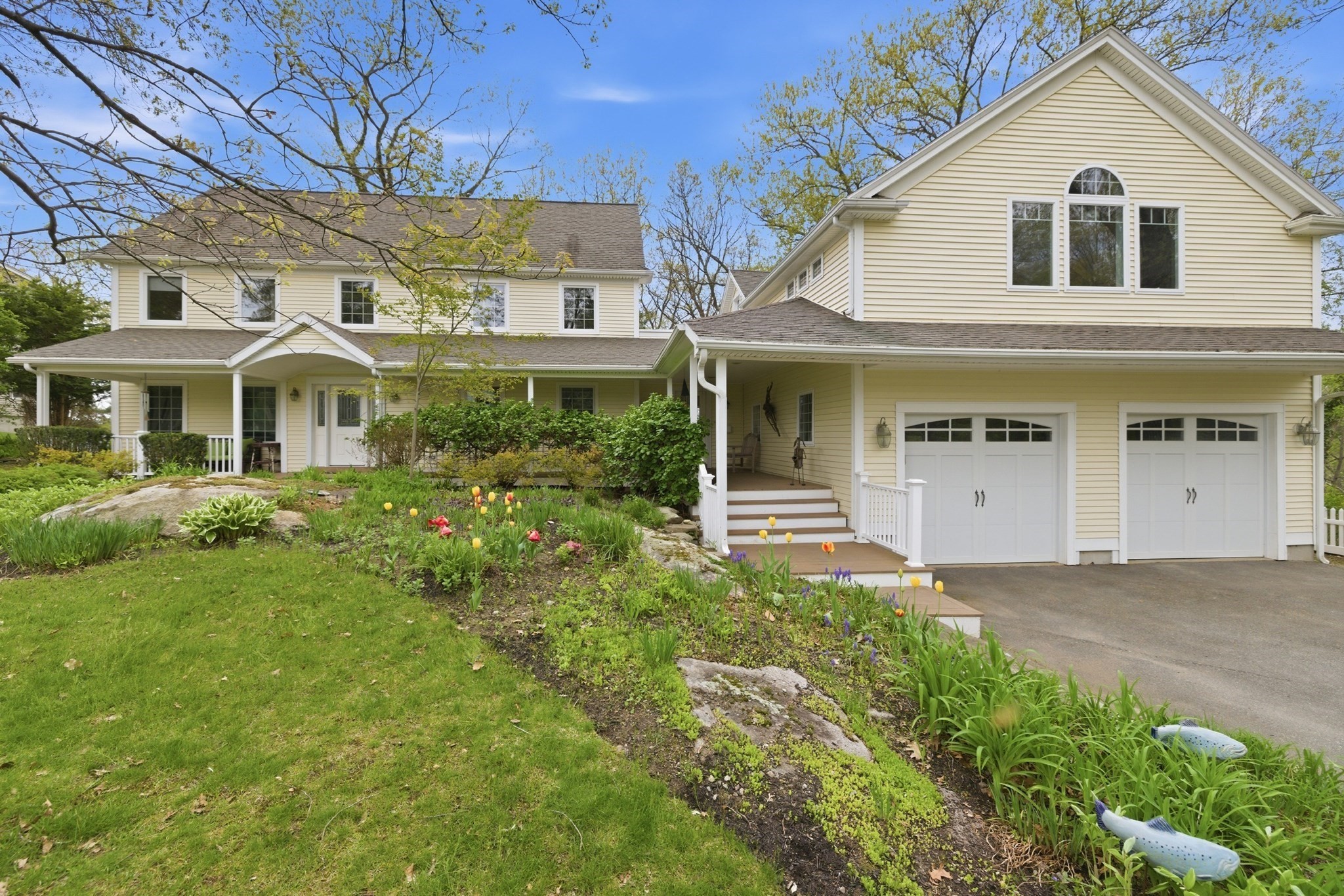 9 Woodcliffe Road