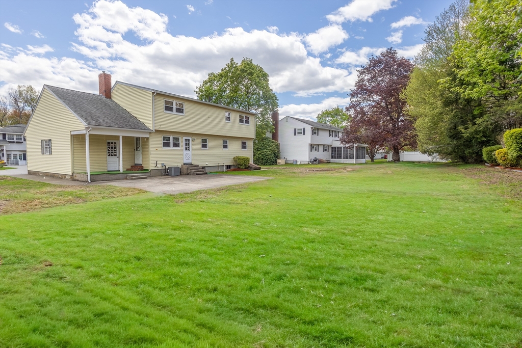 25 Windward Rd
