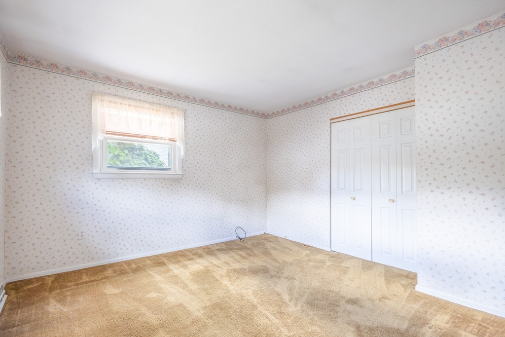 25 Windward Rd