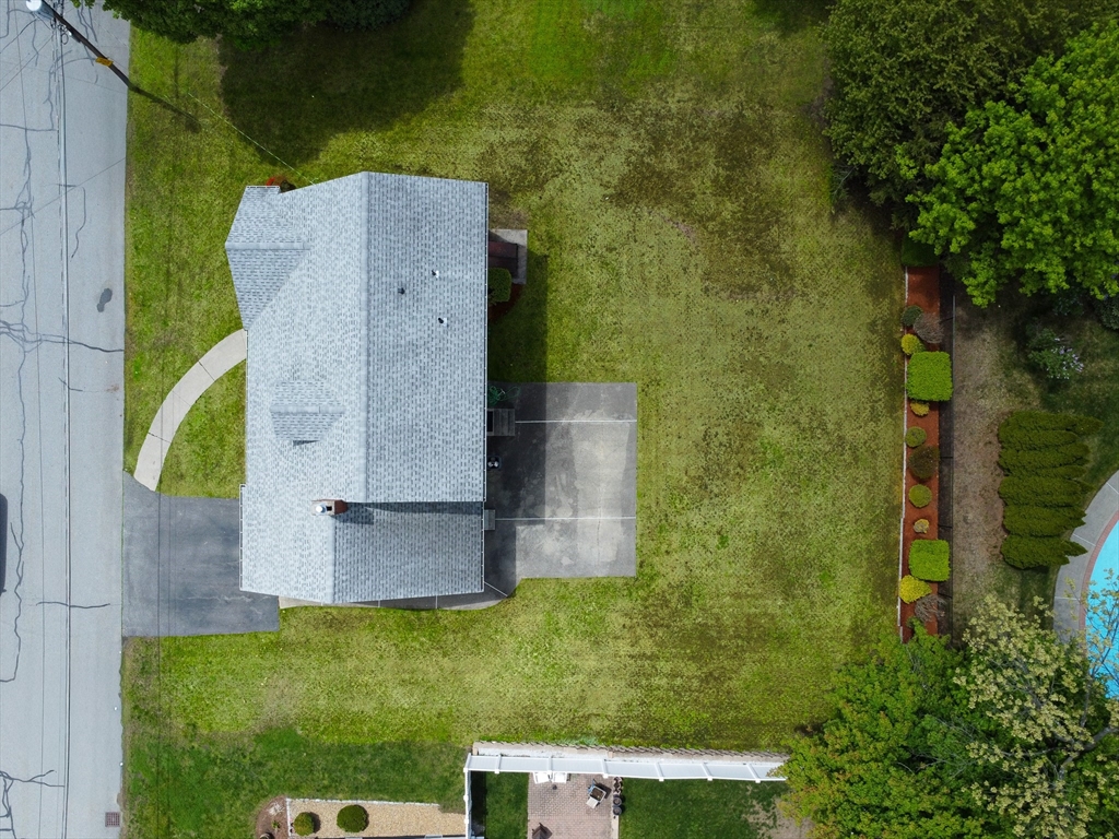 25 Windward Rd