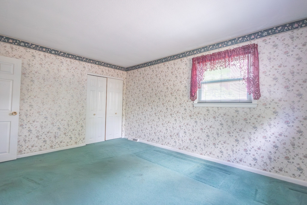 25 Windward Rd