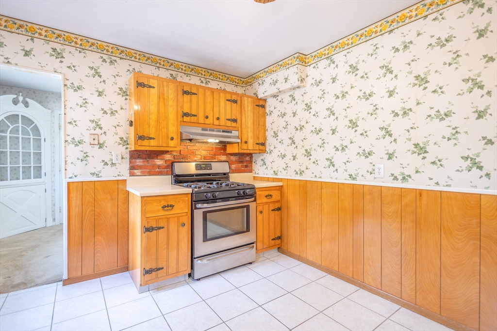 25 Windward Rd