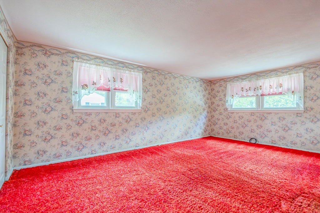 25 Windward Rd