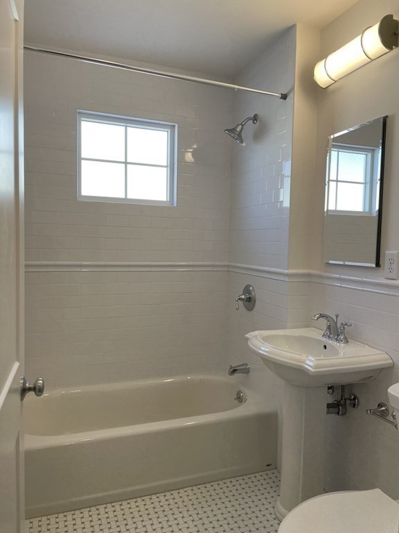 55 Dalton Rd # 1