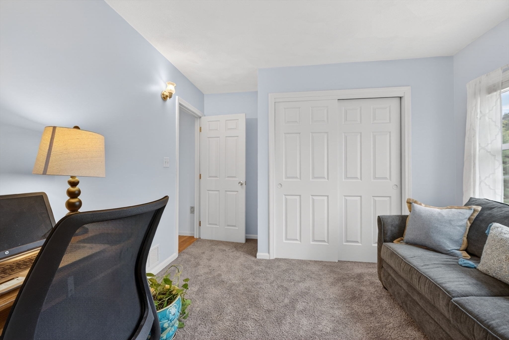 2 Stouffer Cir