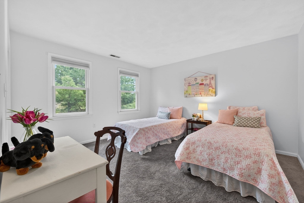 2 Stouffer Cir