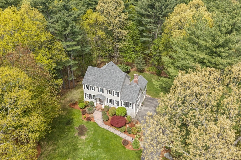 25 Whitney Lane
