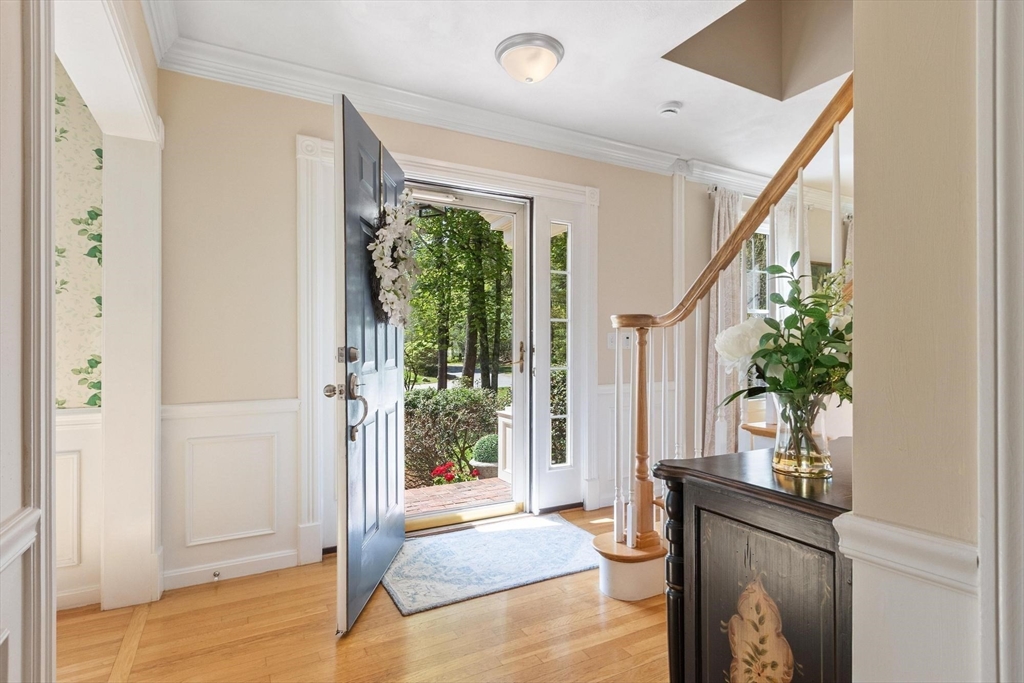 25 Whitney Lane