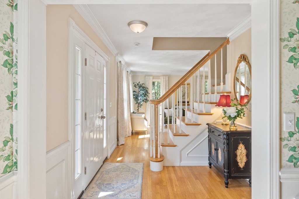 25 Whitney Lane