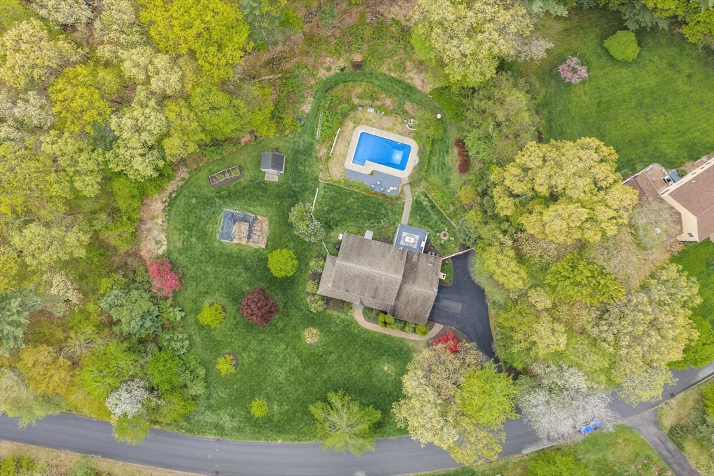 34 Patch Hill Rd