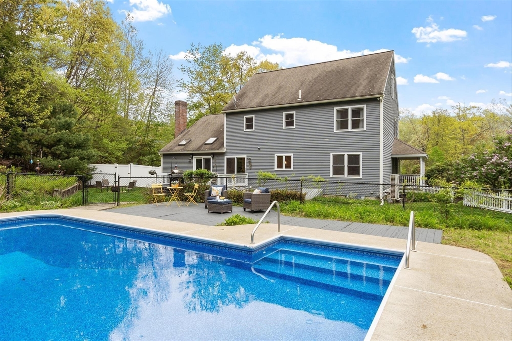 34 Patch Hill Rd