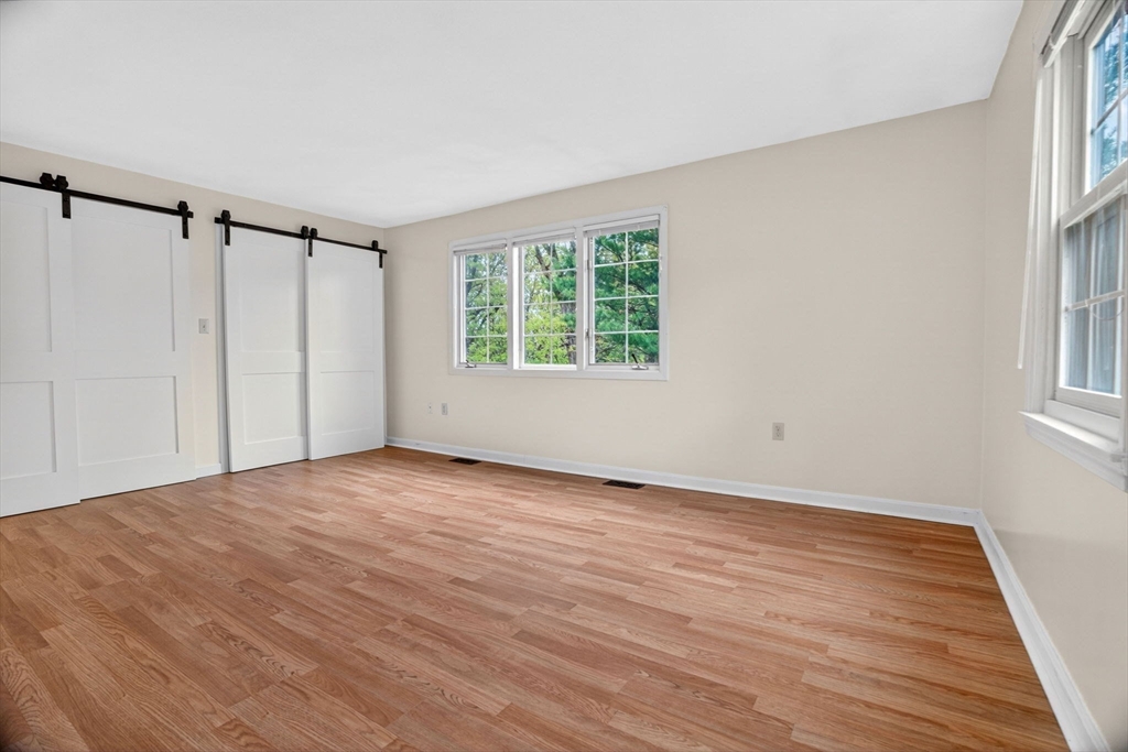 4 Oak Ridge Dr # 6