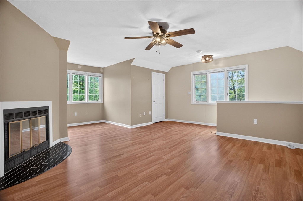 4 Oak Ridge Dr # 6