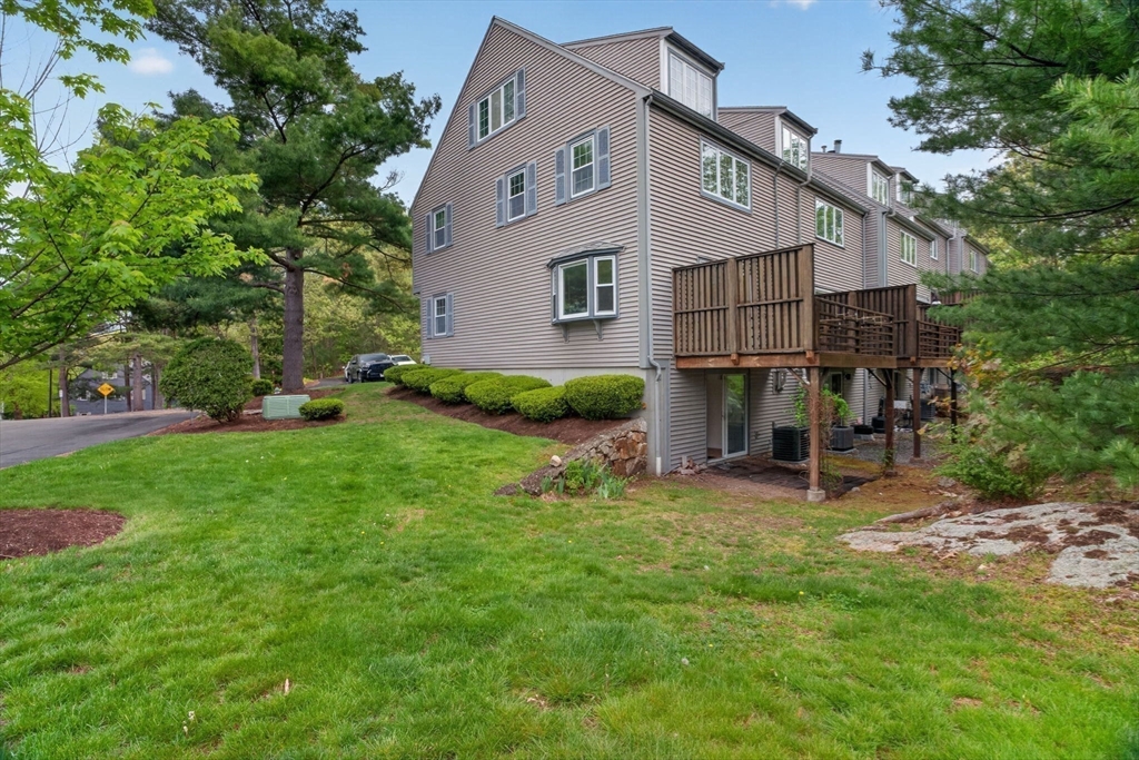 4 Oak Ridge Dr # 6
