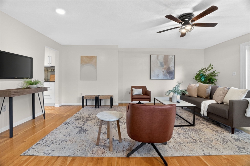 4 Oak Ridge Dr # 6
