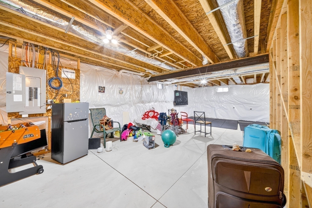 24 Cherry Ln # 24