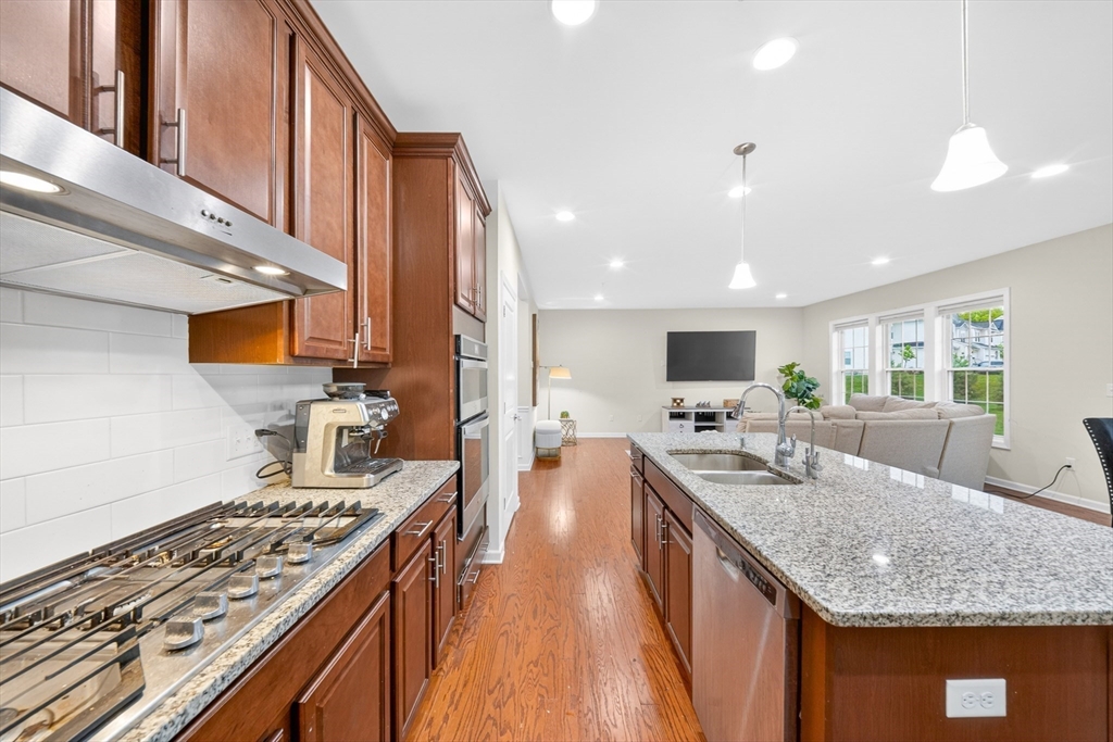 24 Cherry Ln # 24