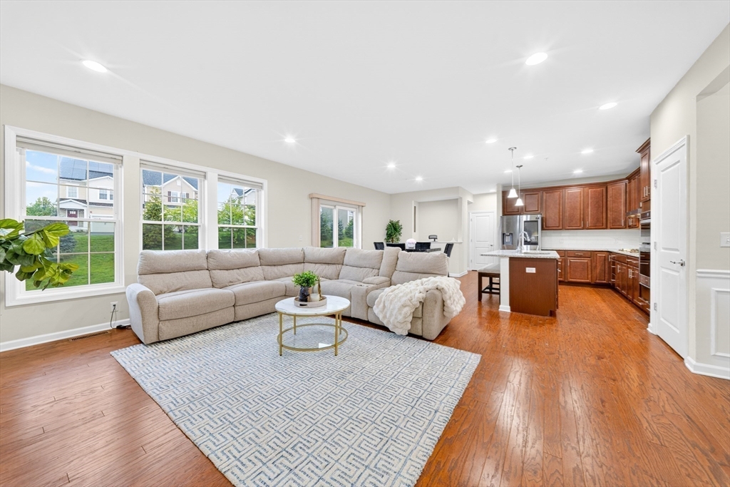 24 Cherry Ln # 24